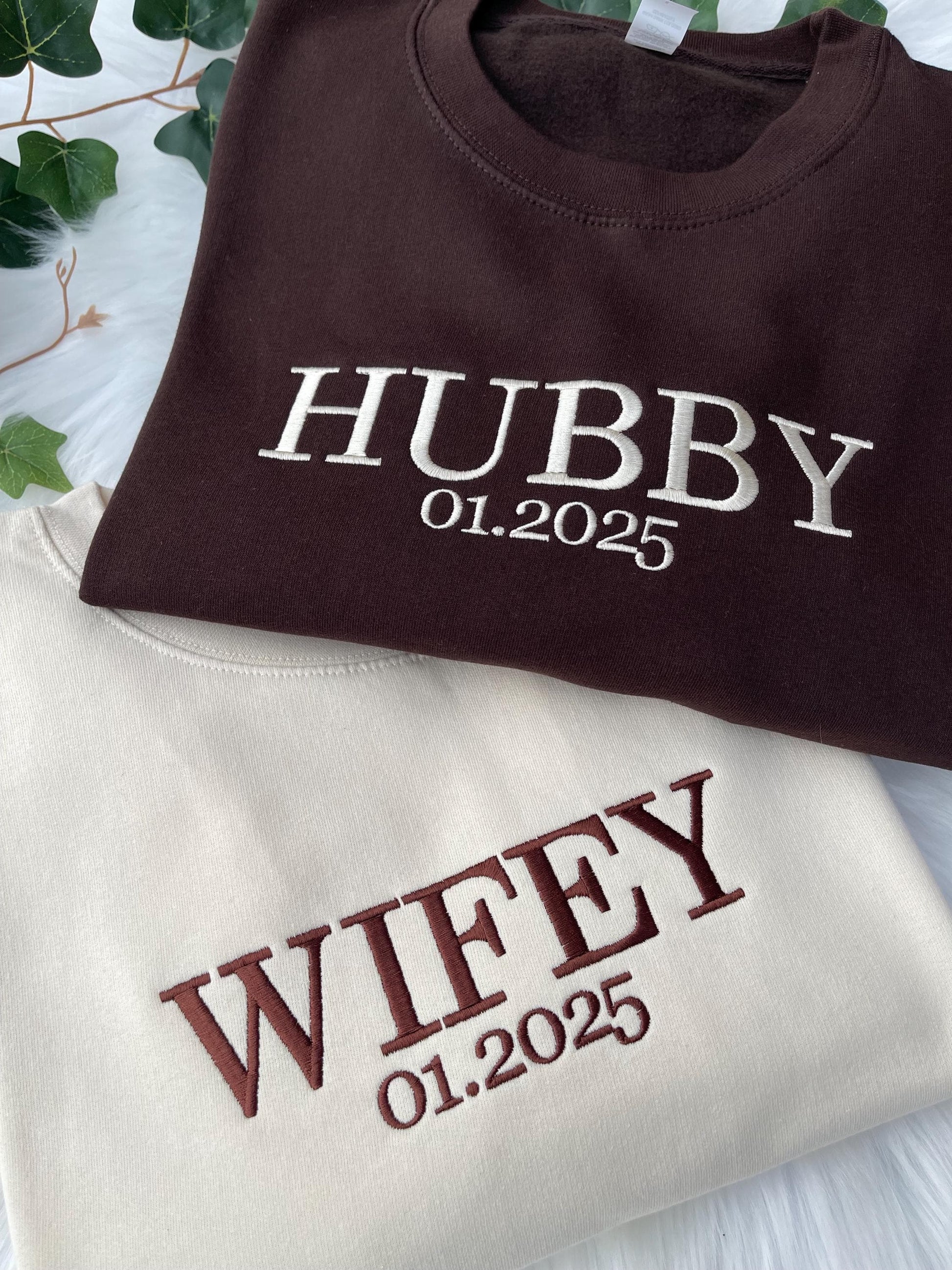 Custom Wifey and Hubby Embroidered Valentine Sweatshirt Matching Couples Jumper Mrs and Mrs Girlfriend Gift Unisex Wedding Gift Crewneck