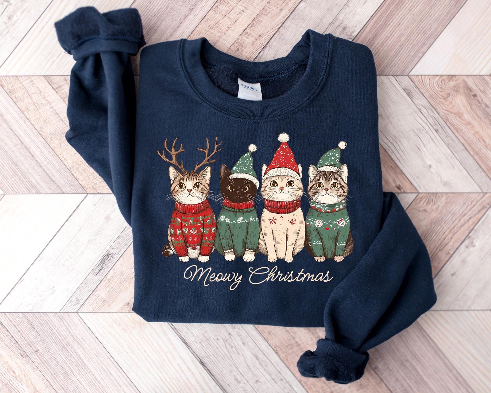 Meowy Christmas Shirt, Cat Christmas Sweatshirt, Cat Lover Xmas T-Shirt, Christmas Cat Mom Sweater, Catmas Gift For New Year, Xmas Crewneck