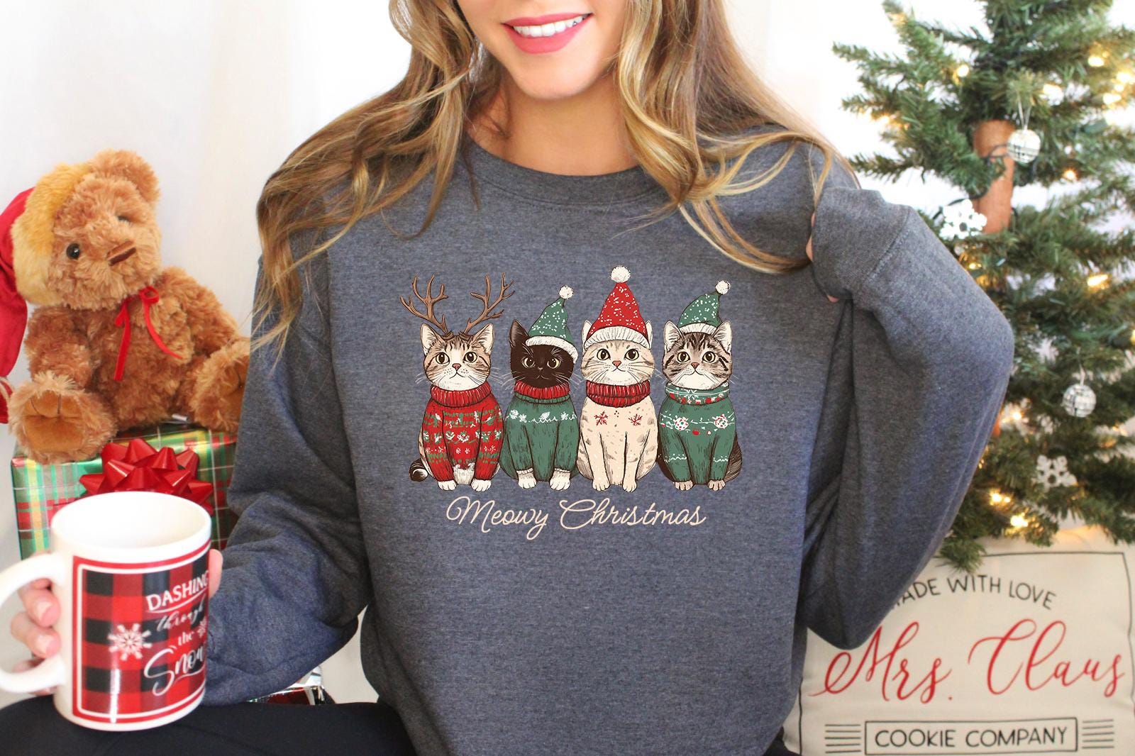 Meowy Christmas Shirt, Cat Christmas Sweatshirt, Cat Lover Xmas T-Shirt, Christmas Cat Mom Sweater, Catmas Gift For New Year, Xmas Crewneck