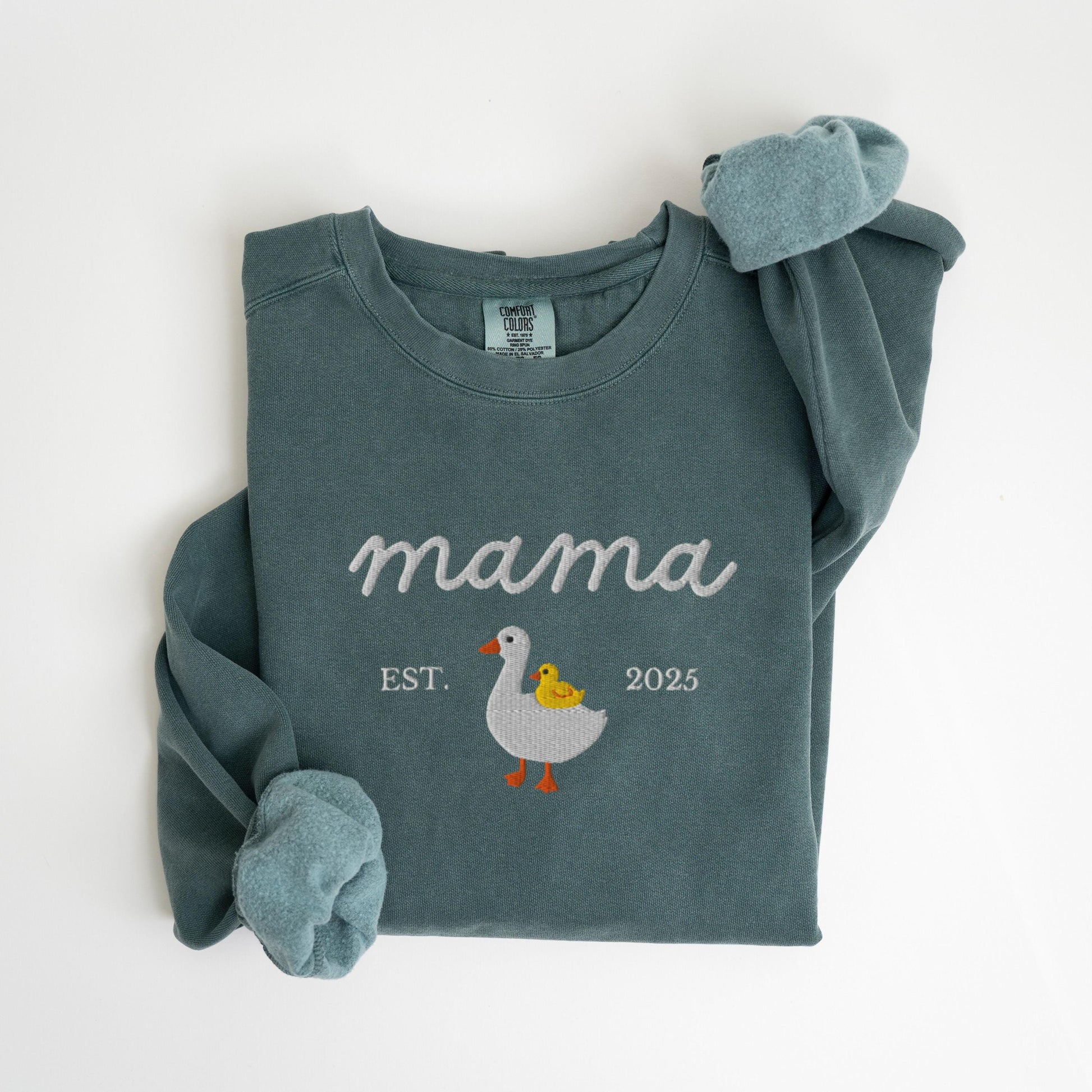 EMBROIDERED Customizable Mama Goose Sweatshirt, Custom New Mom Est Year Sweat Shirt, Baby Pregnancy Reveal Sweater, Duck Mama Crewneck