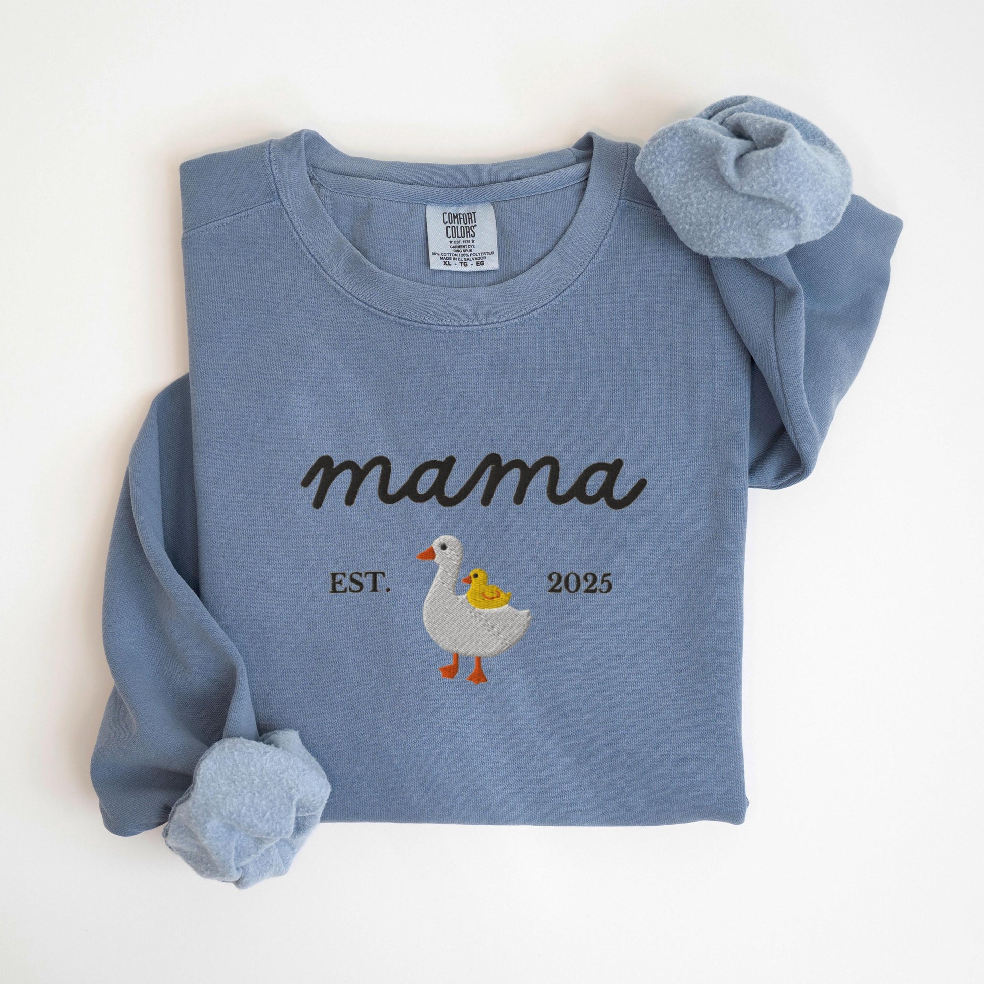 EMBROIDERED Customizable Mama Goose Sweatshirt, Custom New Mom Est Year Sweat Shirt, Baby Pregnancy Reveal Sweater, Duck Mama Crewneck
