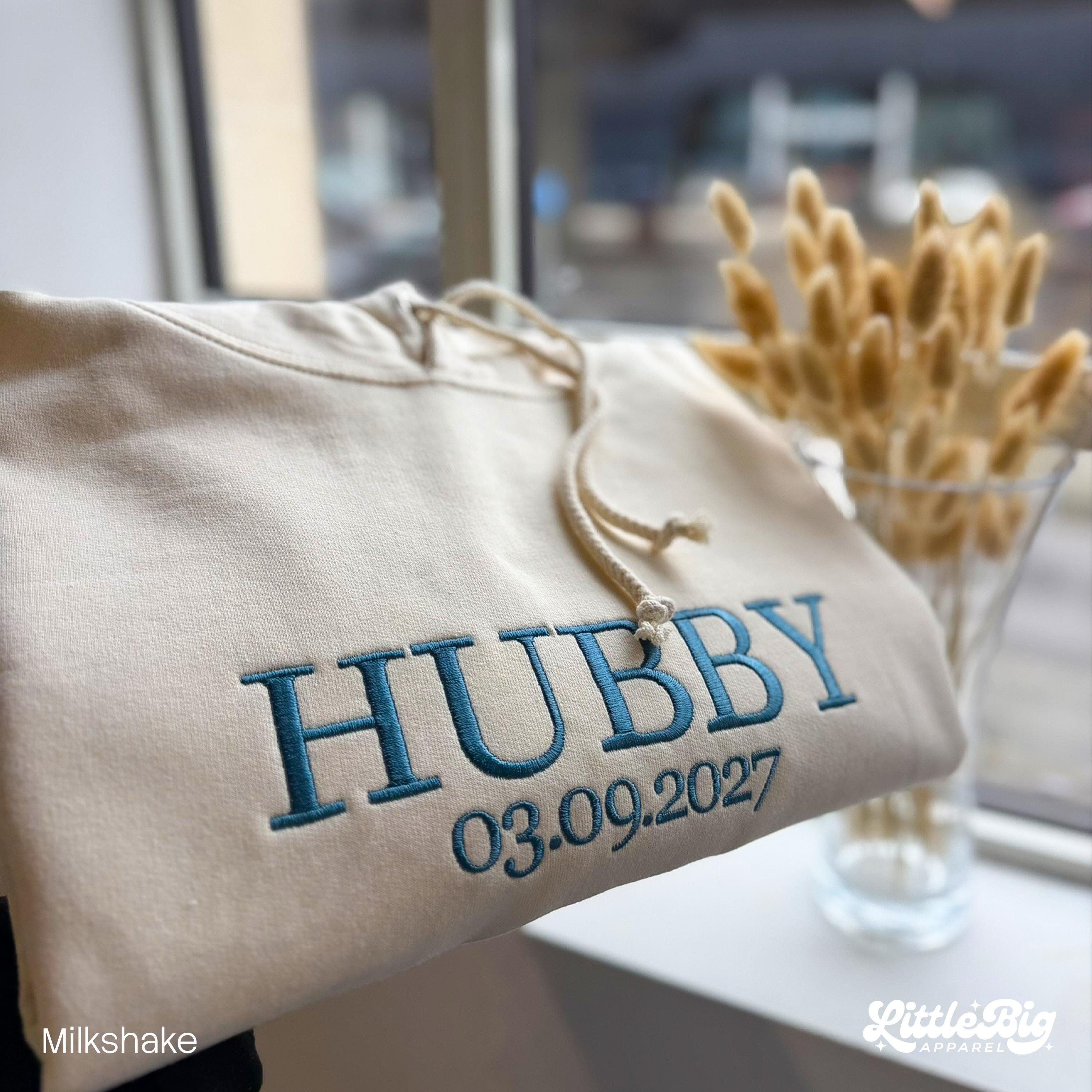 Custom Wifey and Hubby Embroidered Valentine Sweatshirt Matching Couples Jumper Mrs and Mrs Girlfriend Gift Unisex Wedding Gift Crewneck