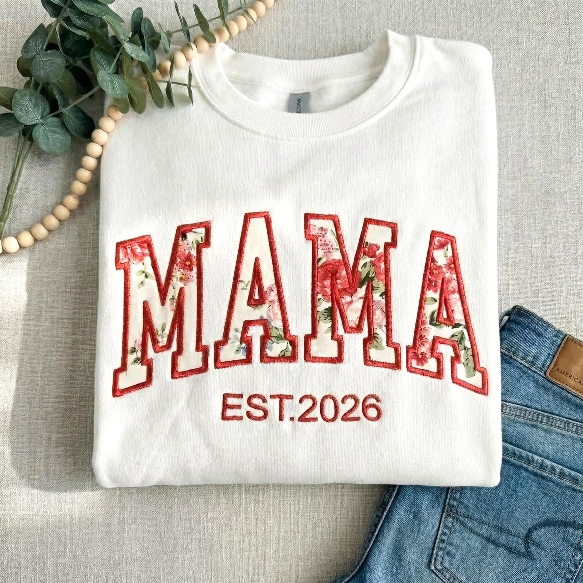 Custom Embroidered mama Sweatshirt, MAMA Floral Applique Sweatshirt, Grandma Sweater, Gift For New Mama, Mother's Day Gift,Mom Gift
