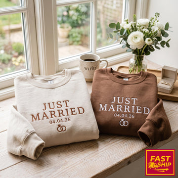 Embroidered Just Married SweatShirts with Date, Personalized Wedding Couple Gift, Honeymoon Outfit, Newlywed Anniversary Set